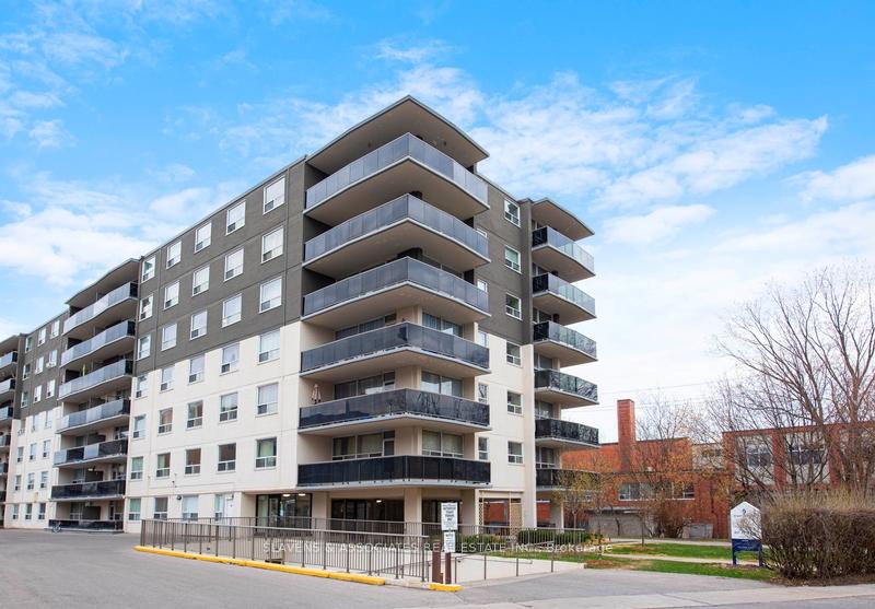 9-kingsbridge-court-toronto-ontario-c12271036