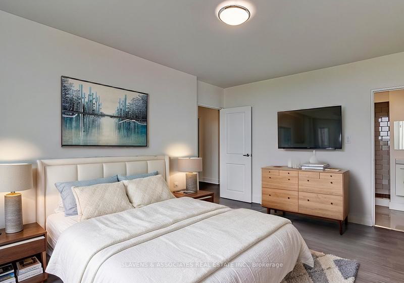 9-kingsbridge-court-toronto-ontario-c12271036