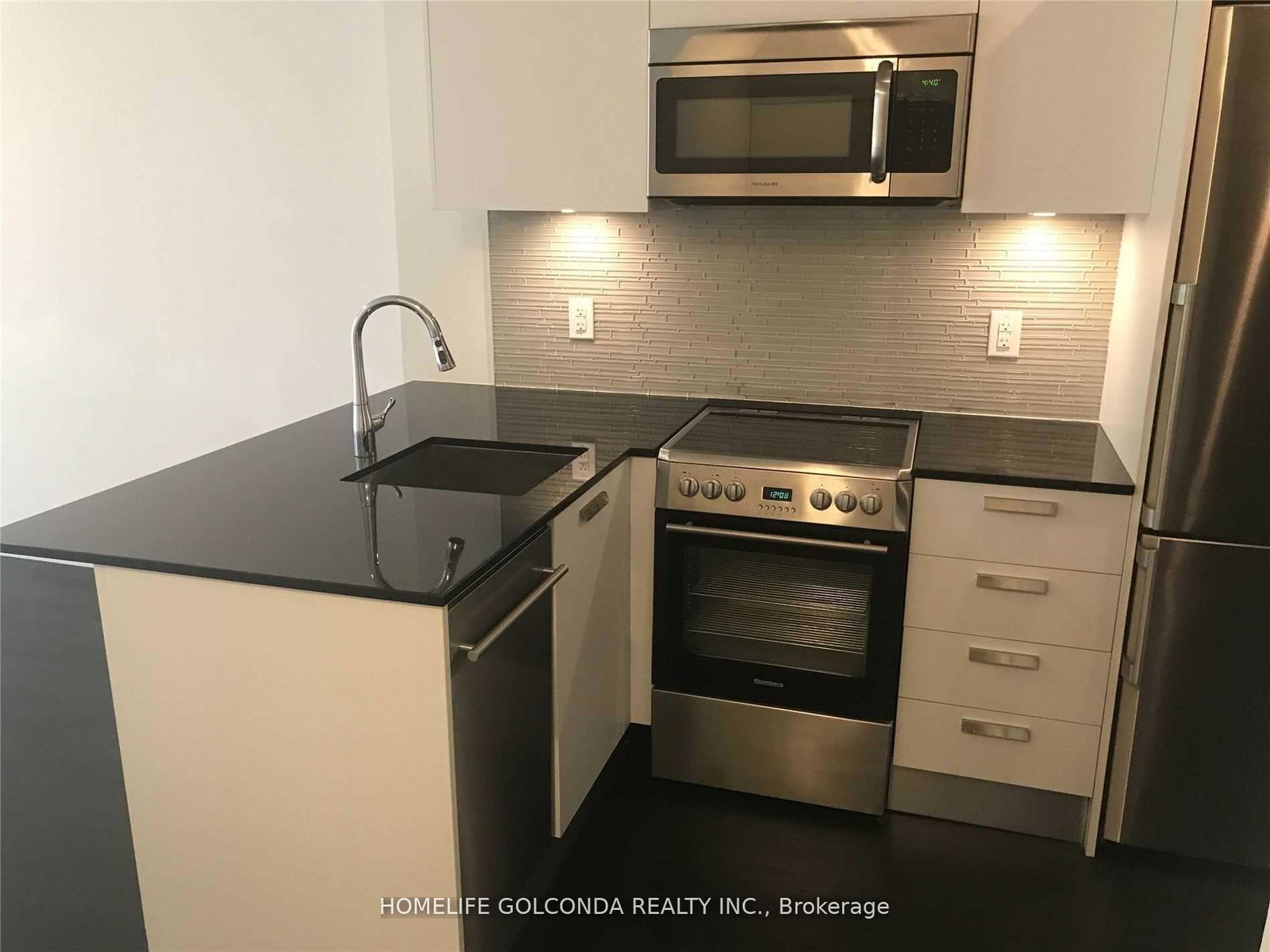 57-st-joseph-street-toronto-ontario-c12271187