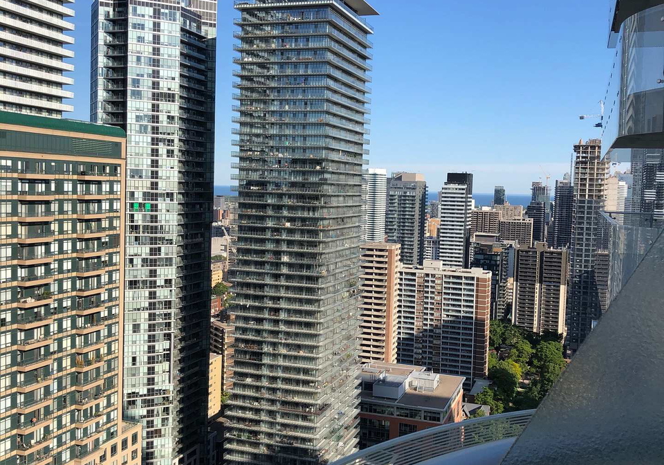 1-bloor-street-e-toronto-ontario-c12271595