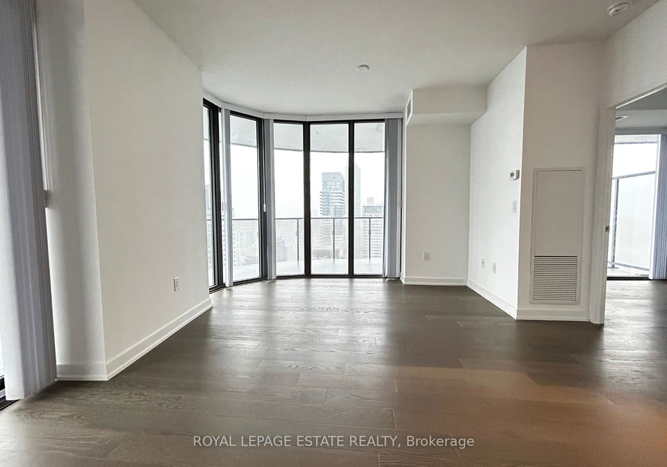 11-wellesley-st-street-w-toronto-ontario-c12272118