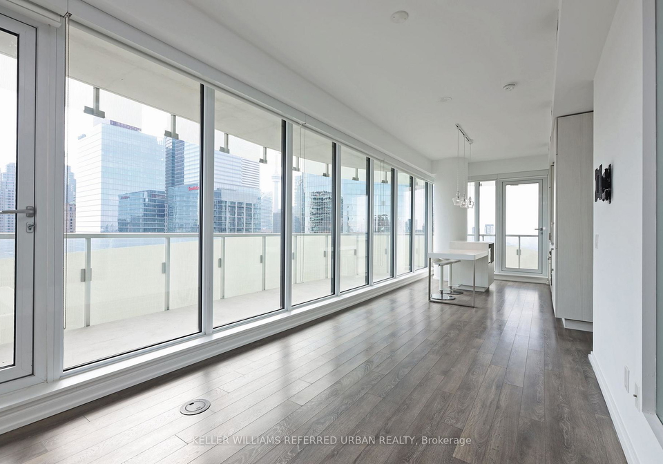 197-yonge-street-toronto-ontario-c12272613