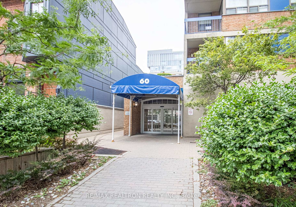60-saint-patrick-street-toronto-ontario-c12272632