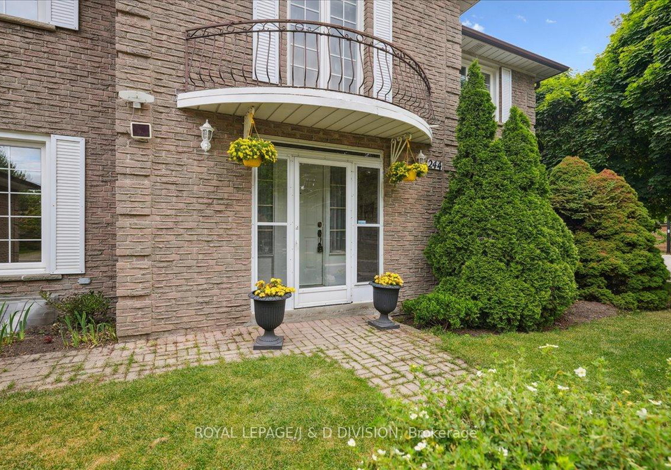 244-burbank-drive-north-york-ontario-c12273278