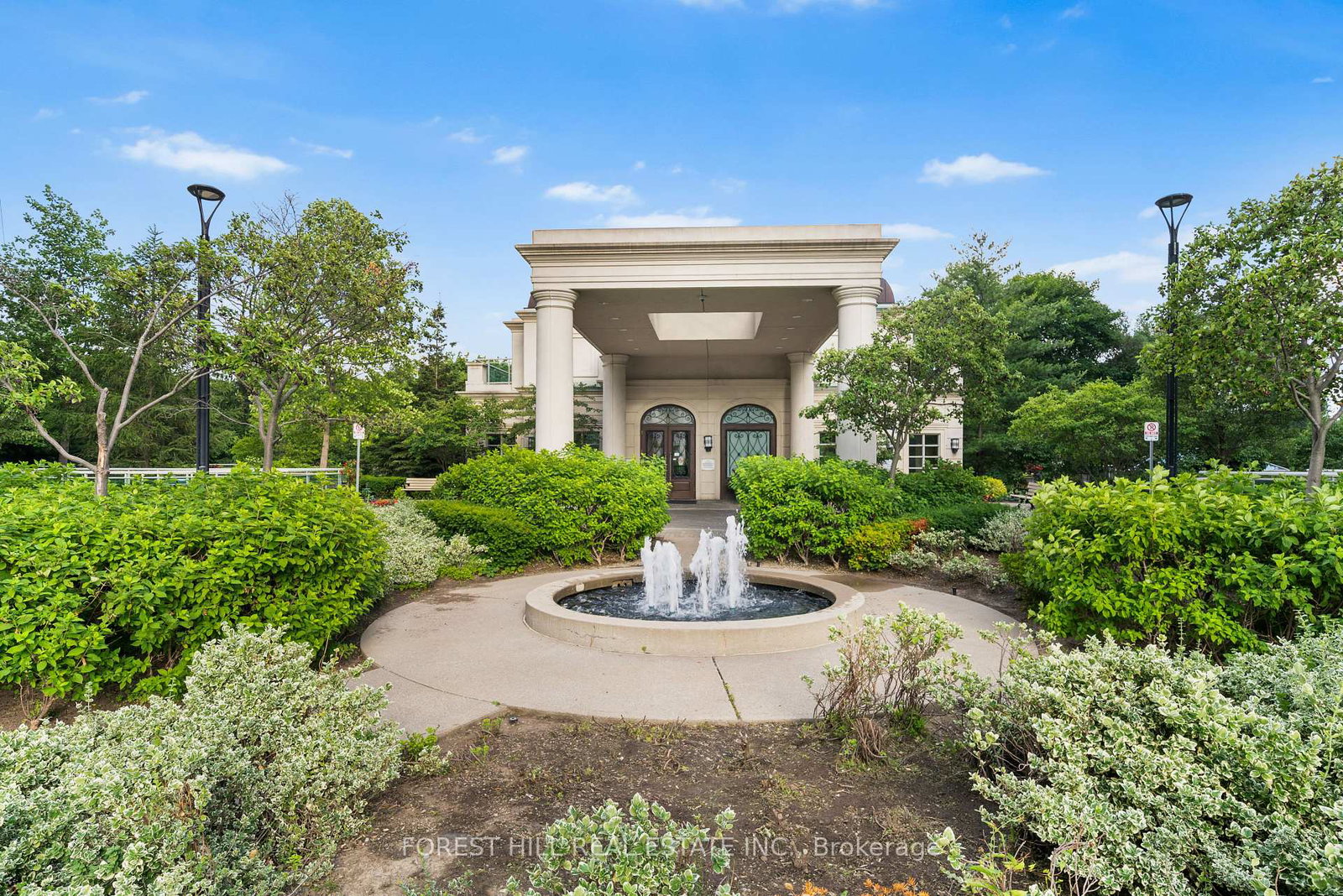 10-bloorview-place-north-york-ontario-c12273351