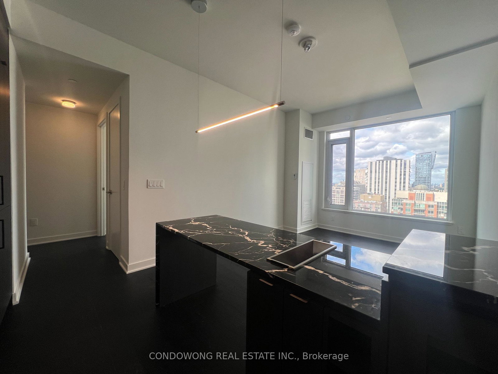 11-yorkville-avenue-toronto-ontario-c12273383
