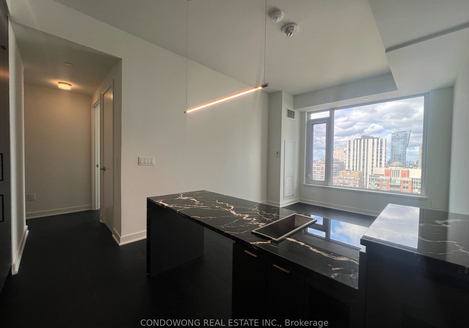 11-yorkville-avenue-toronto-ontario-c12273383