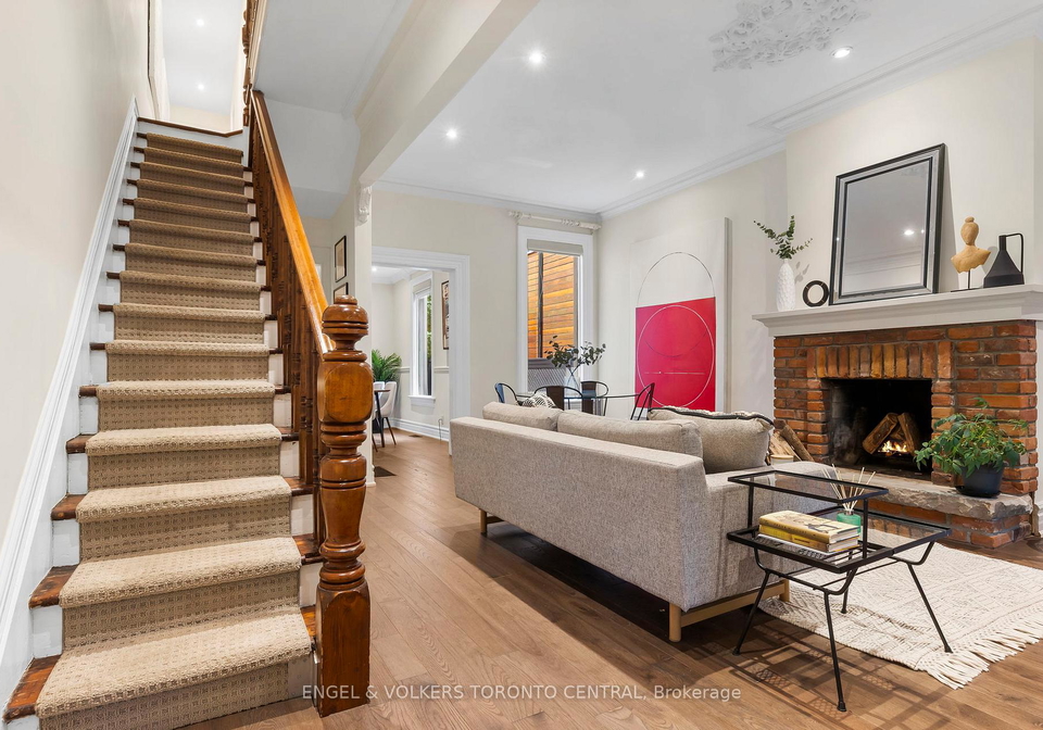 424-sackville-street-toronto-ontario-c12273479