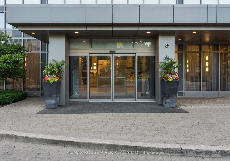 18-graydon-hall-drive-north-york-ontario-c12273775