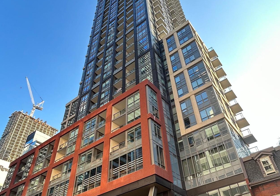 108-peter-street-toronto-ontario-c12274096
