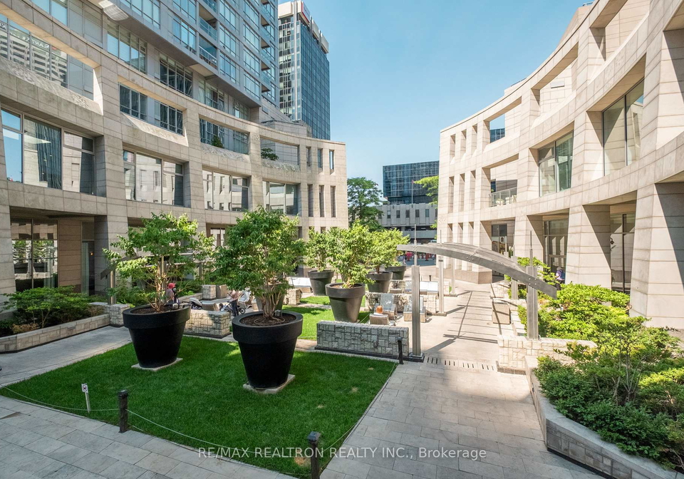 2181-yonge-street-toronto-ontario-c12274236