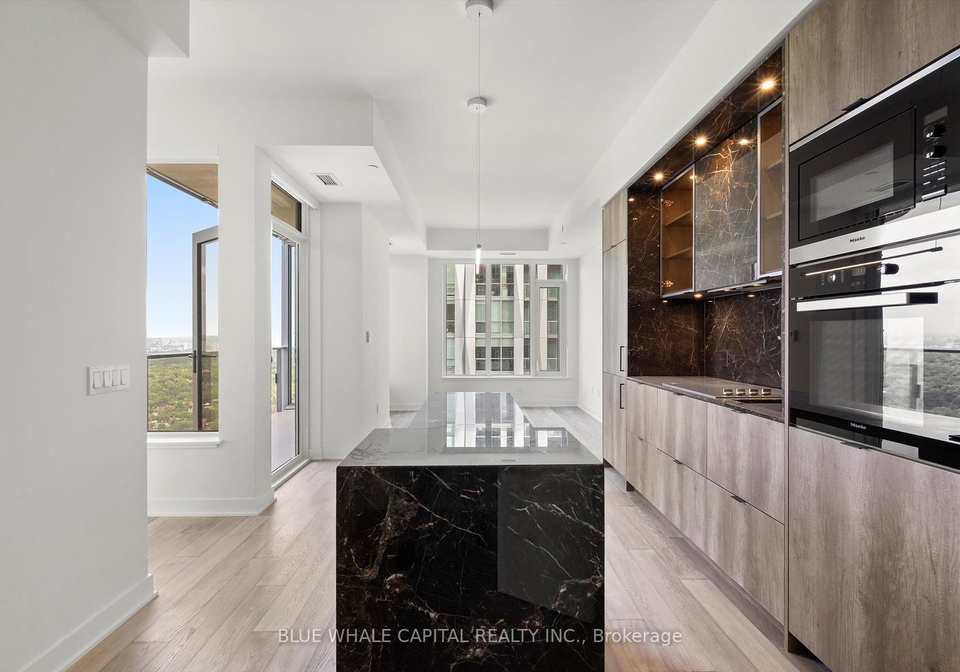 11-yorkville-avenue-toronto-ontario-c12274244