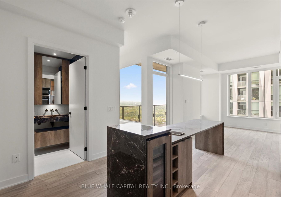 11-yorkville-avenue-toronto-ontario-c12274244