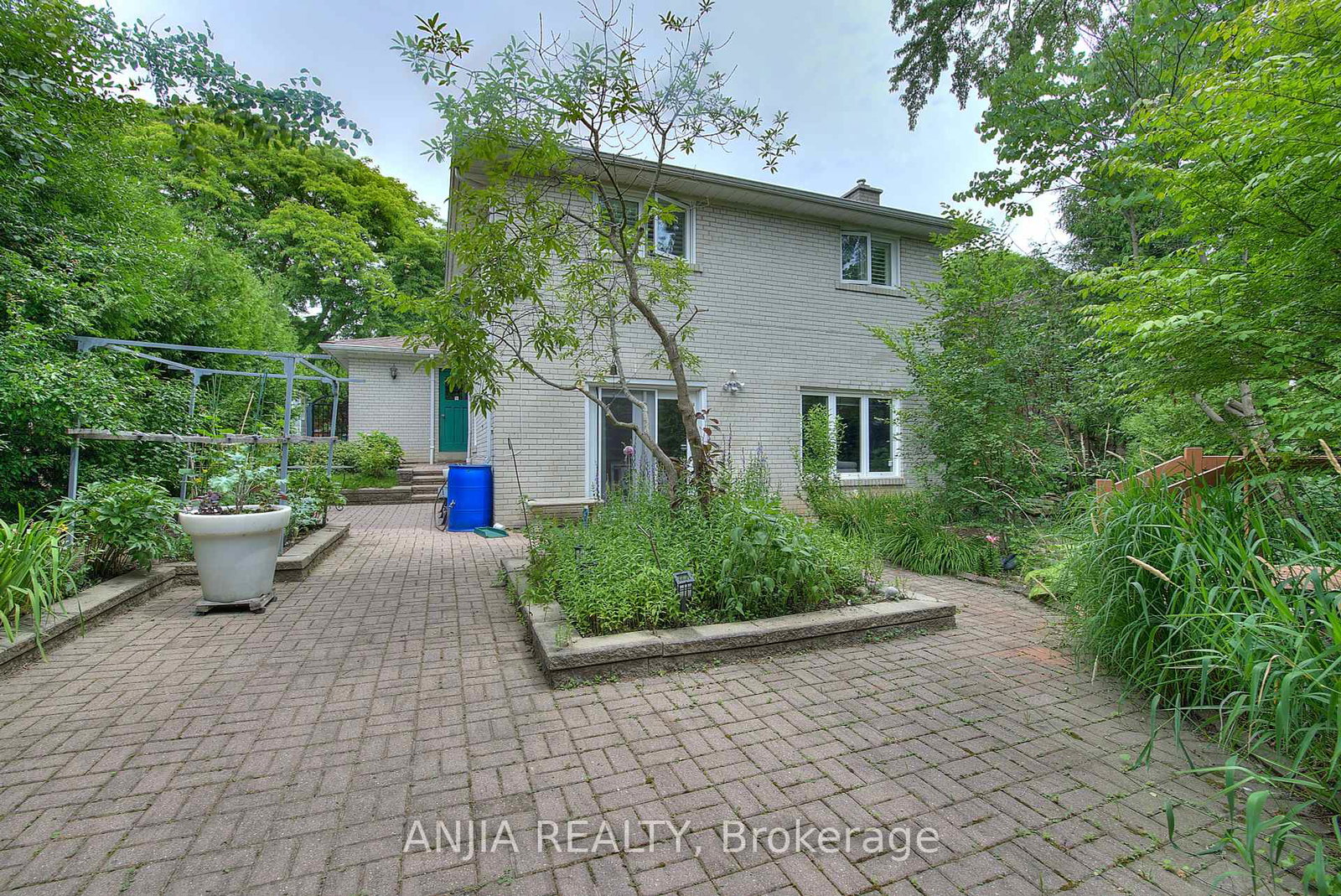 6-bellbury-crescent-north-york-ontario-c12274481
