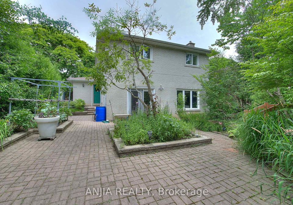 6-bellbury-crescent-north-york-ontario-c12274481