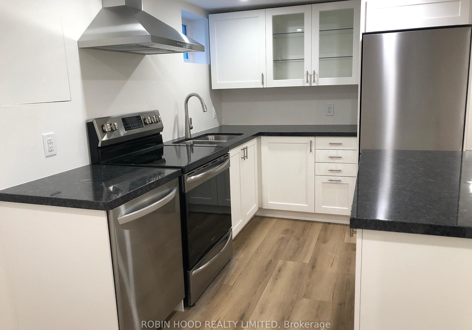 24-gloucester-grove-toronto-ontario-c12274489