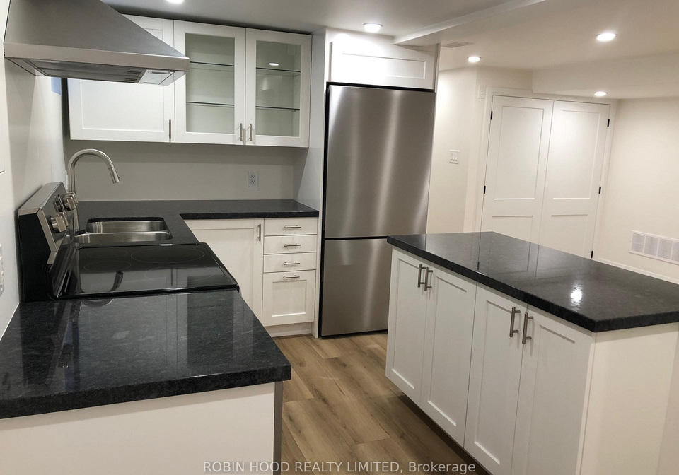 24-gloucester-grove-toronto-ontario-c12274489