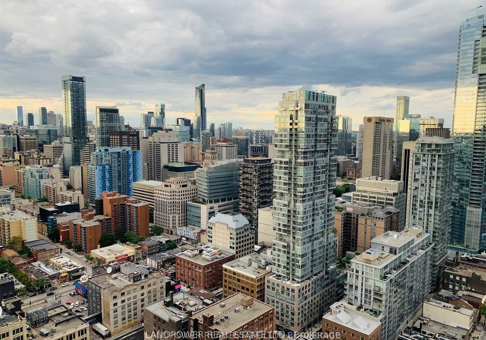 295-adelaide-street-s-toronto-ontario-c12274646