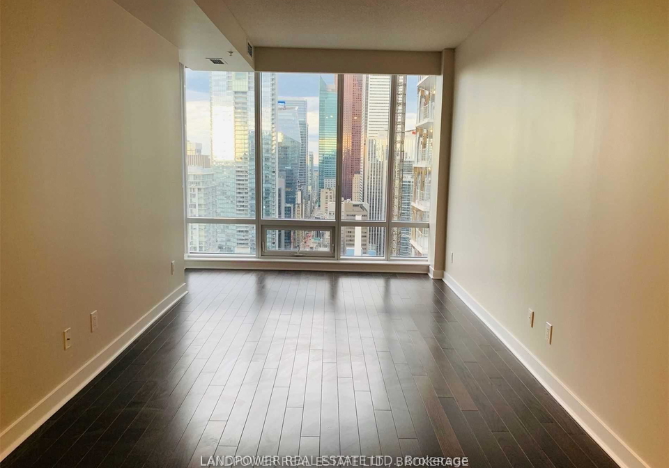 295-adelaide-street-s-toronto-ontario-c12274646