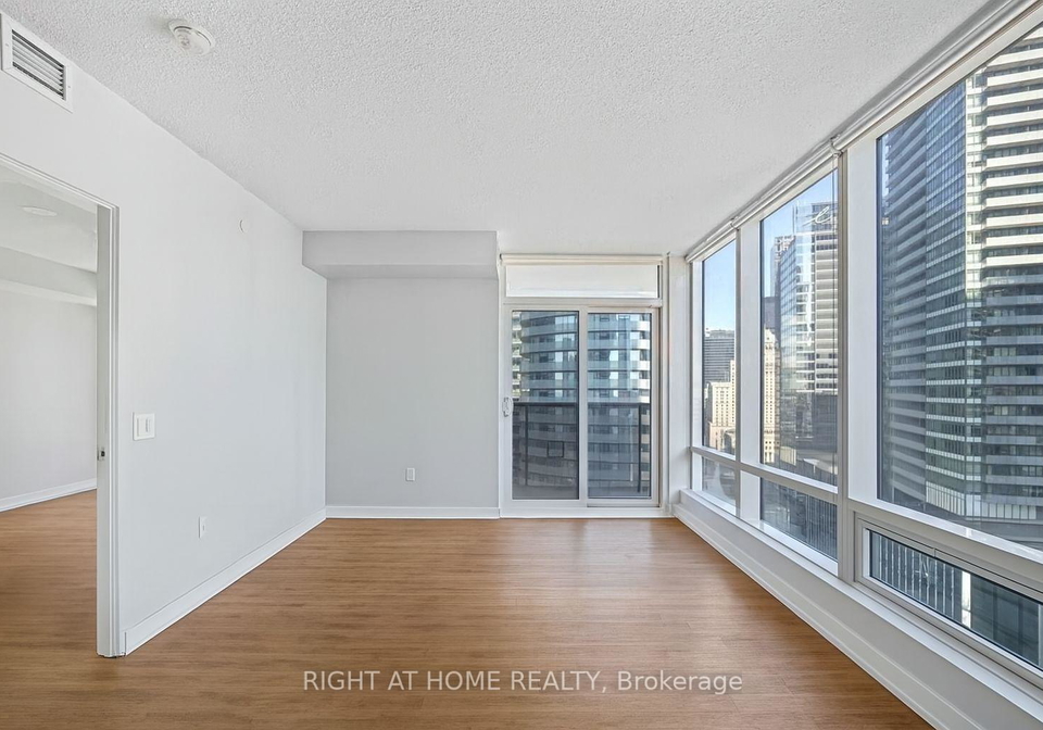 10-york-street-toronto-ontario-c12274792
