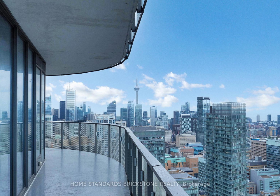11-wellesley-street-w-toronto-ontario-c12274856