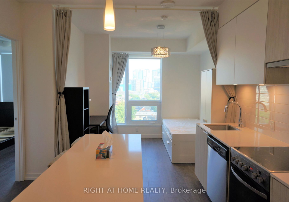 203-college-street-toronto-ontario-c12274946