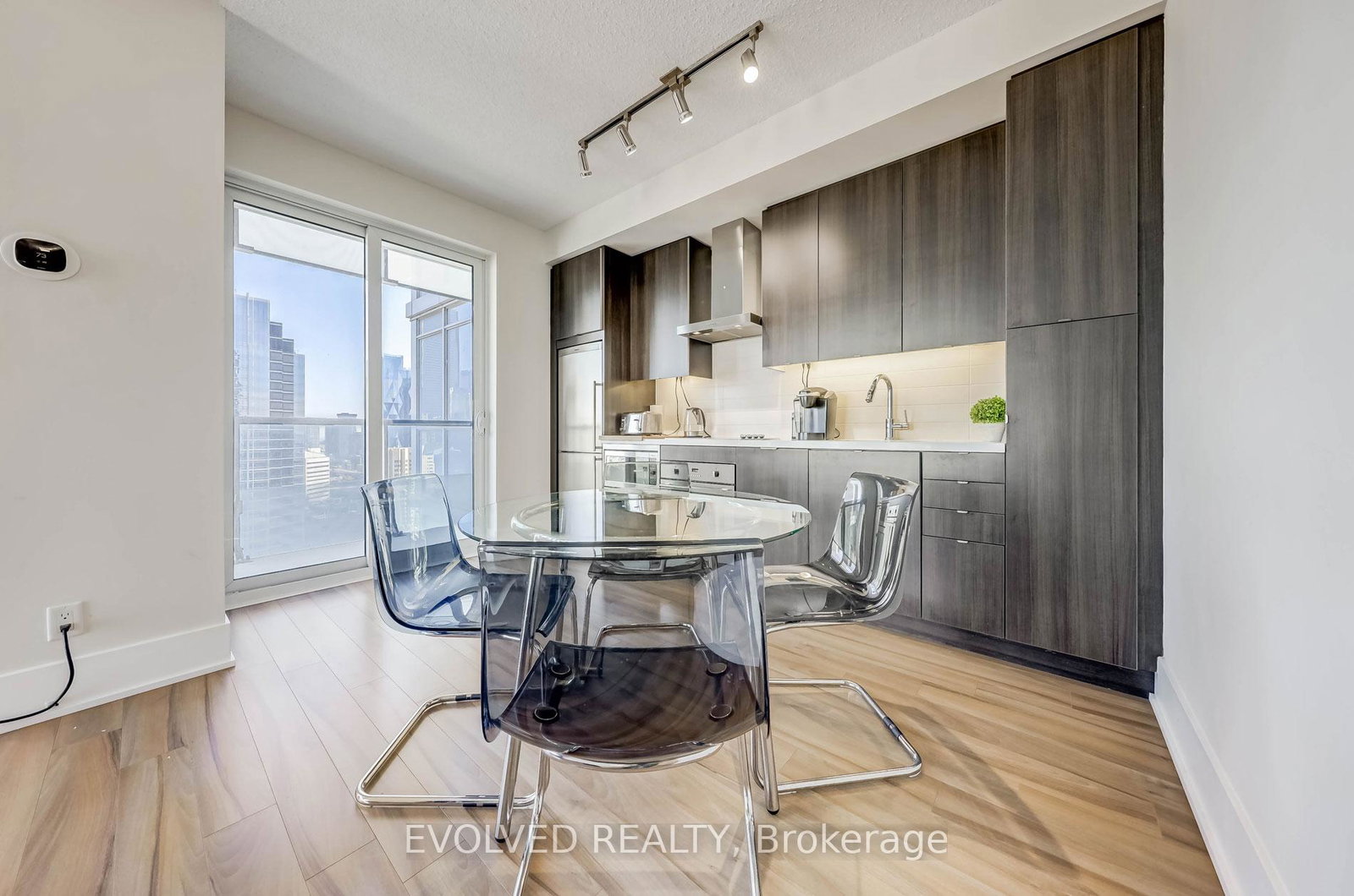 300-front-street-toronto-ontario-c12275237