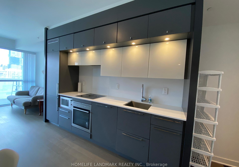 15-grenville-street-toronto-ontario-c12275239