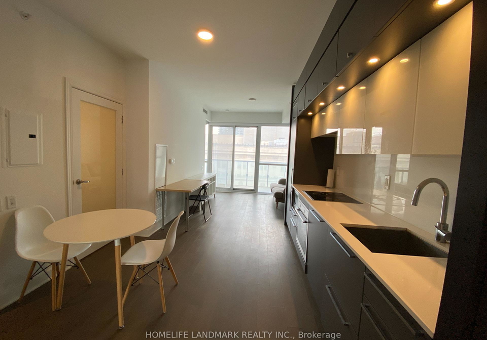 15-grenville-street-toronto-ontario-c12275239