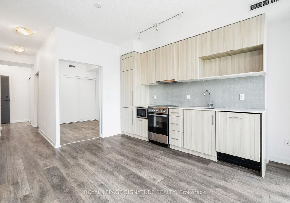 435-richmond-street-w-toronto-ontario-c12275370