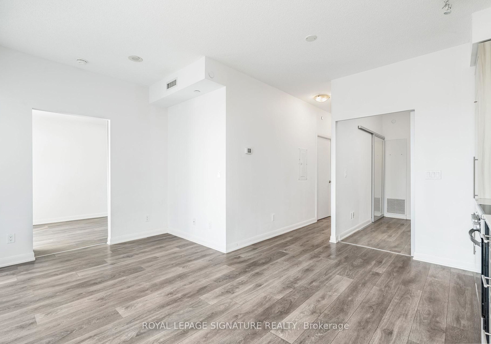 435-richmond-street-w-toronto-ontario-c12275370