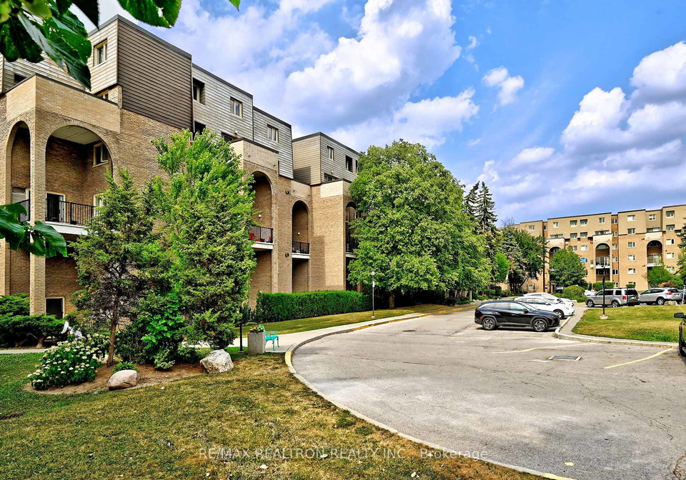 4005-don-mills-road-north-york-ontario-c12275430