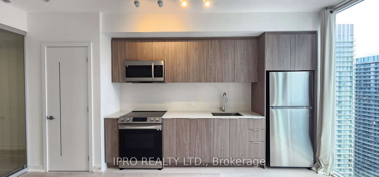 357-king-street-toronto-ontario-c12275512