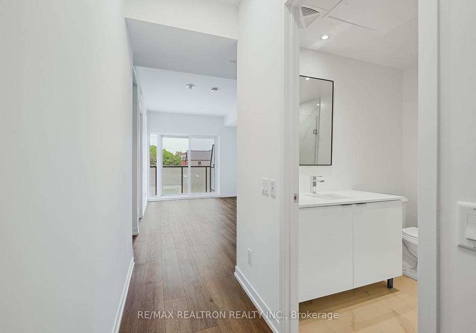 863-st-clair-avenue-w-toronto-ontario-c12275591
