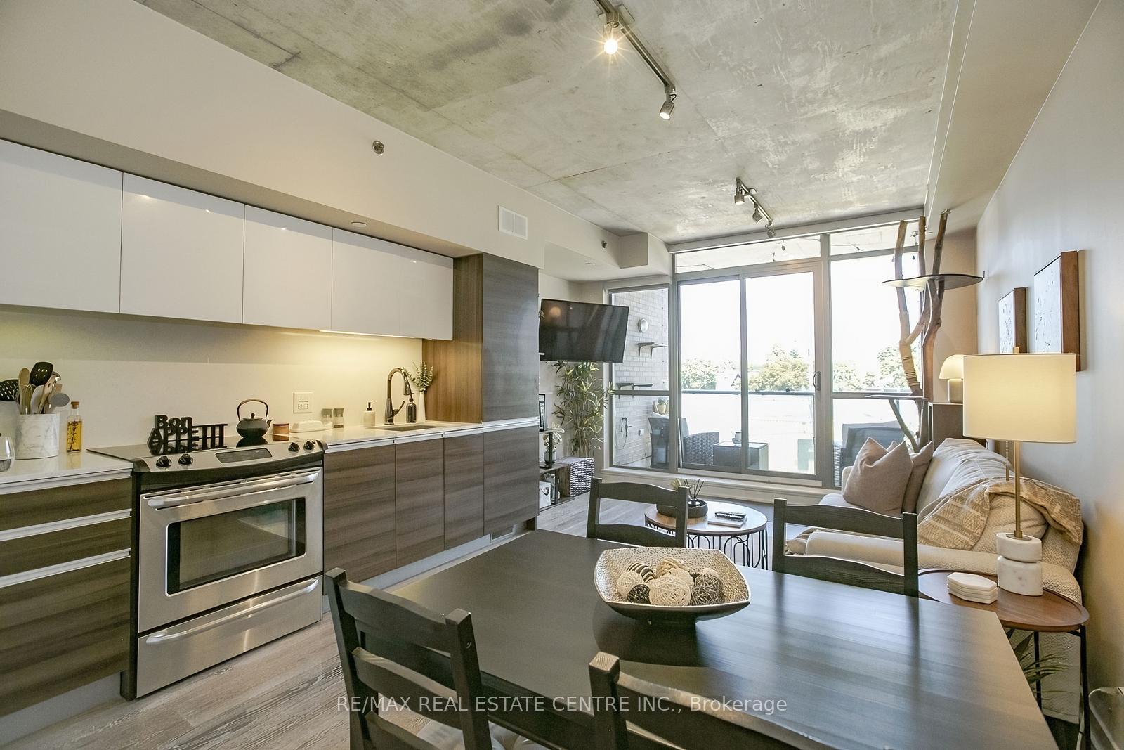 8-gladstone-avenue-toronto-ontario-c12275598
