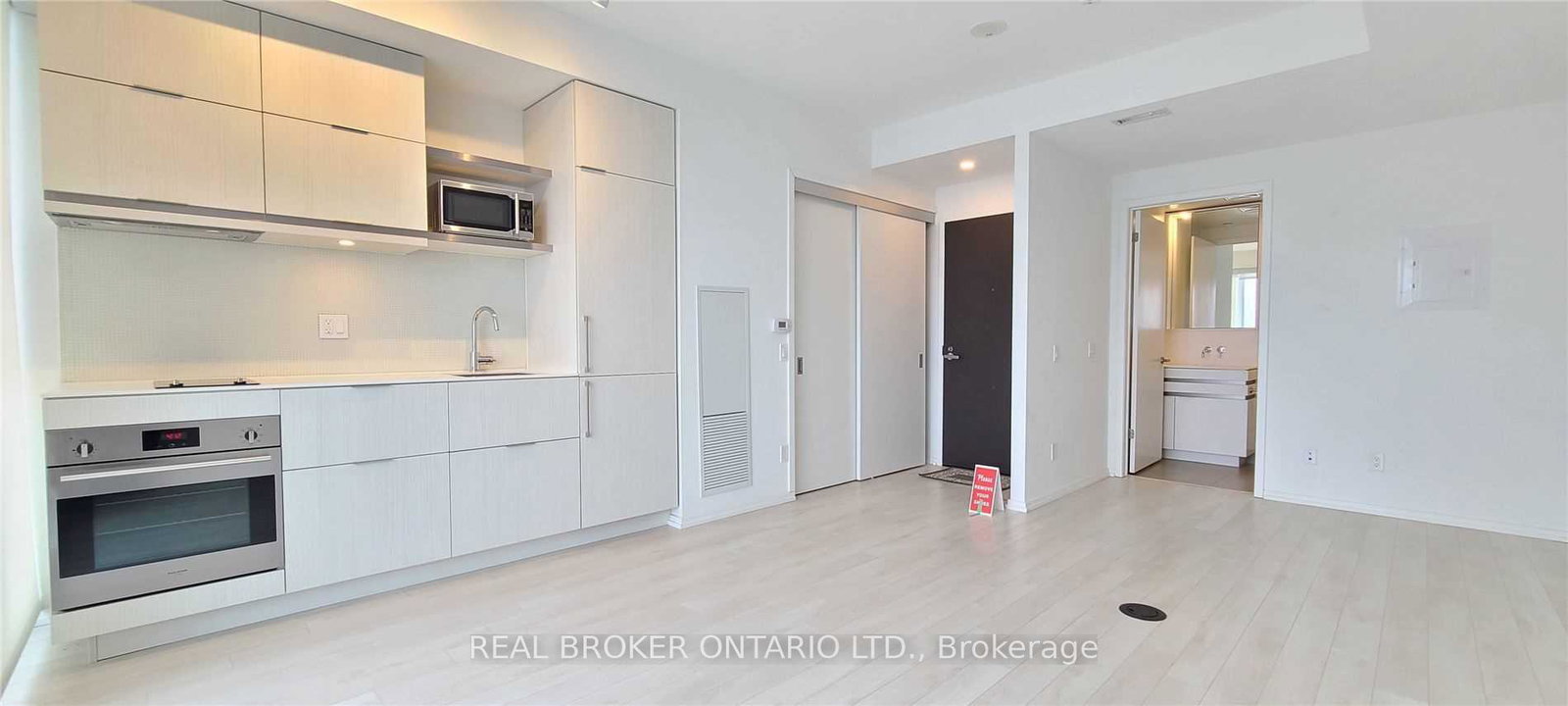 197-yonge-street-toronto-ontario-c12275722