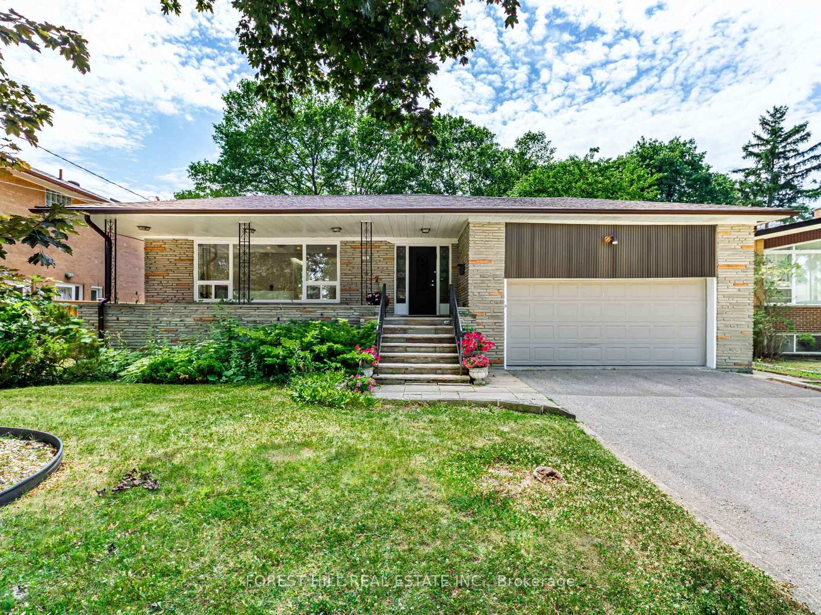 43-arlstan-drive-toronto-ontario-c12275817