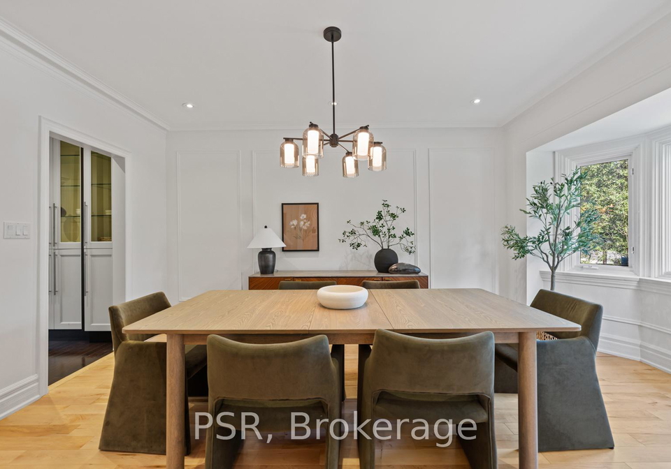 40-strathearn-road-toronto-ontario-c12275979