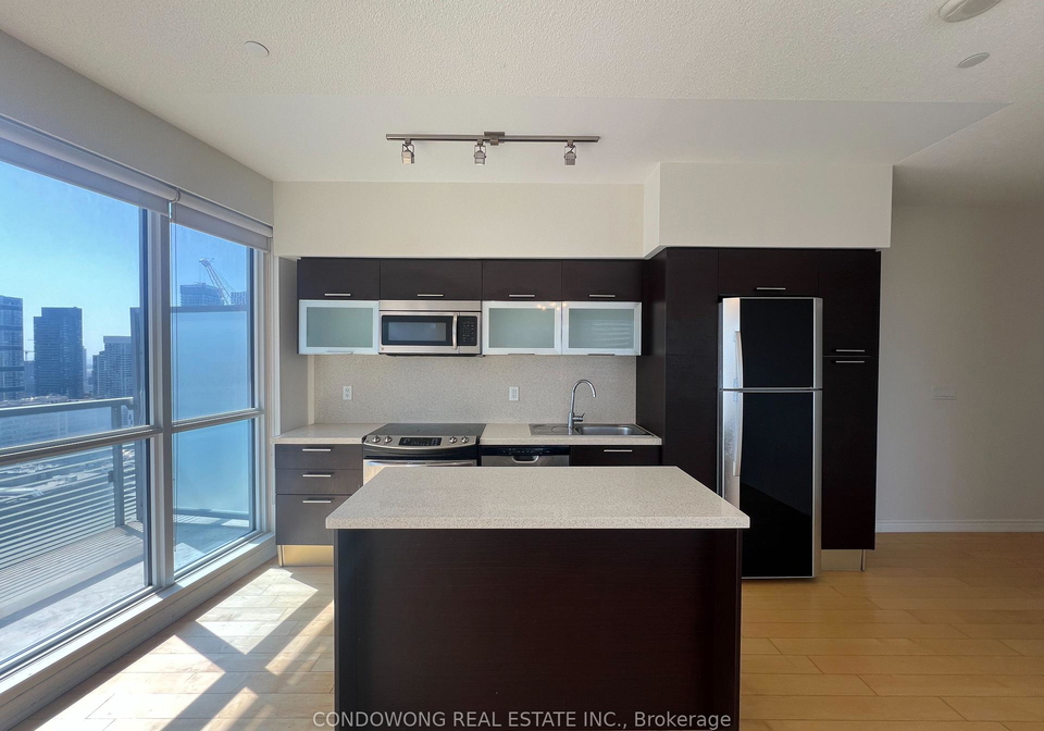386-yonge-street-toronto-ontario-c12276034