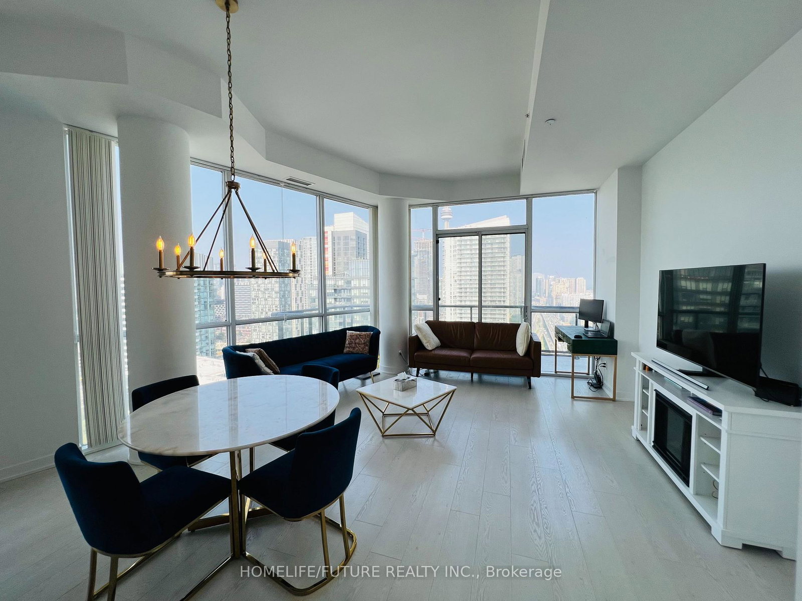 20-bruyeres-mews-toronto-ontario-c12276042