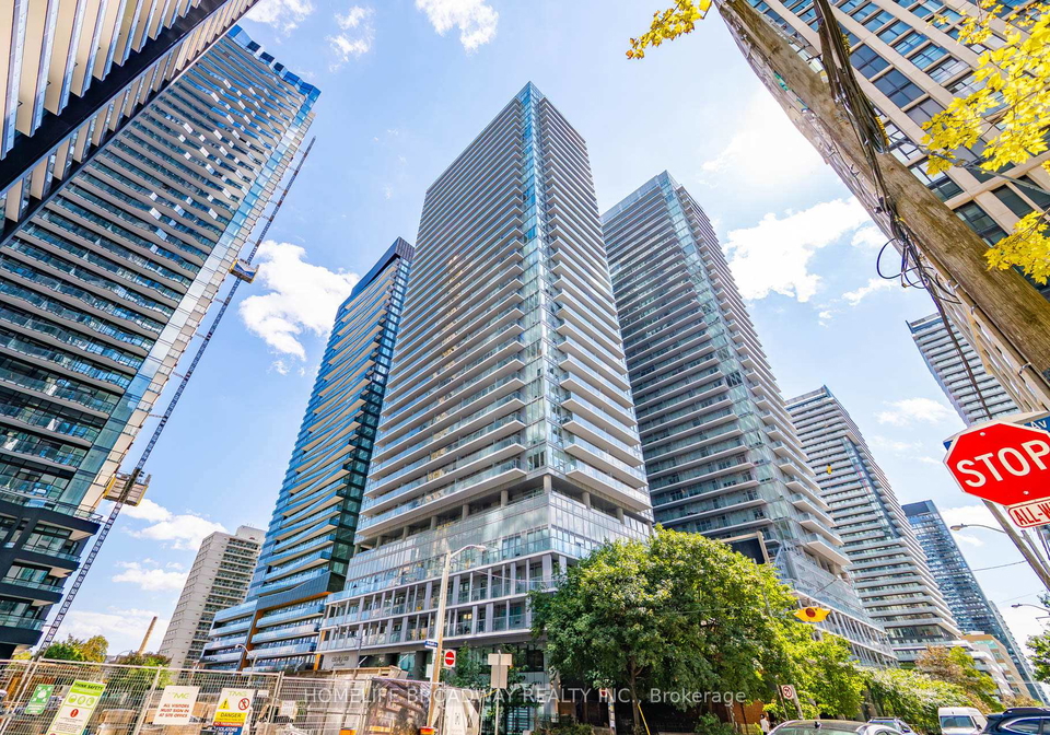 99-broadway-avenue-toronto-ontario-c12276280