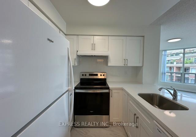 942-yonge-street-toronto-ontario-c12276349