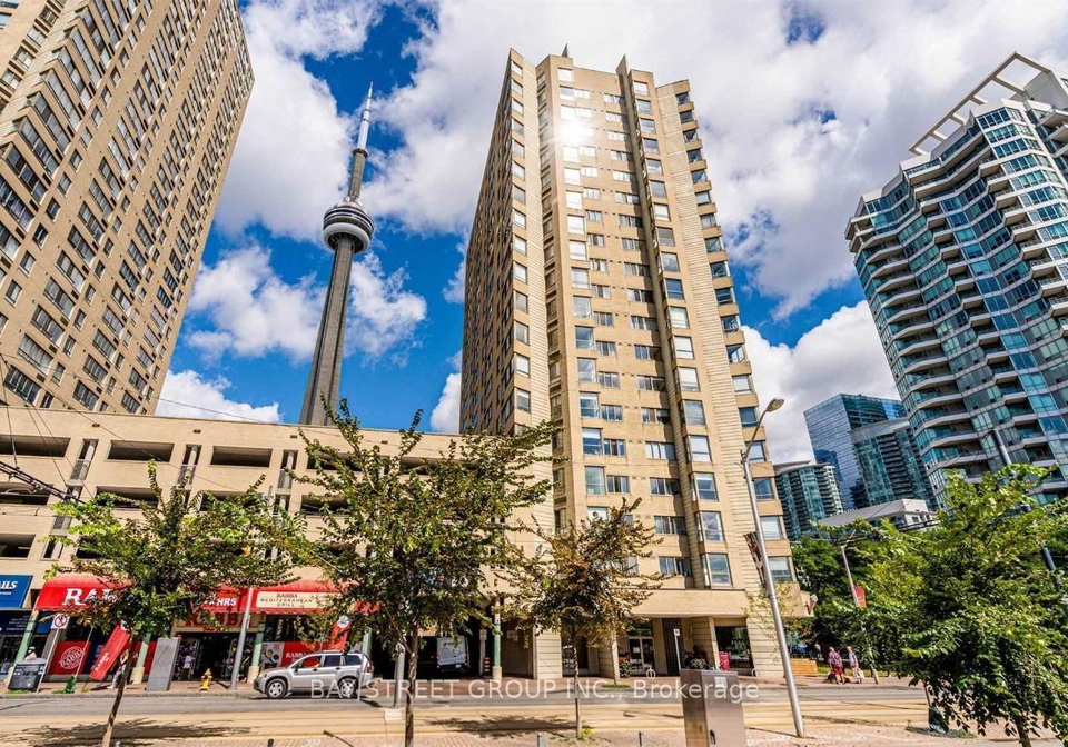 250-queens-quay-west-quay-w-w-toronto-ontario-c12276543