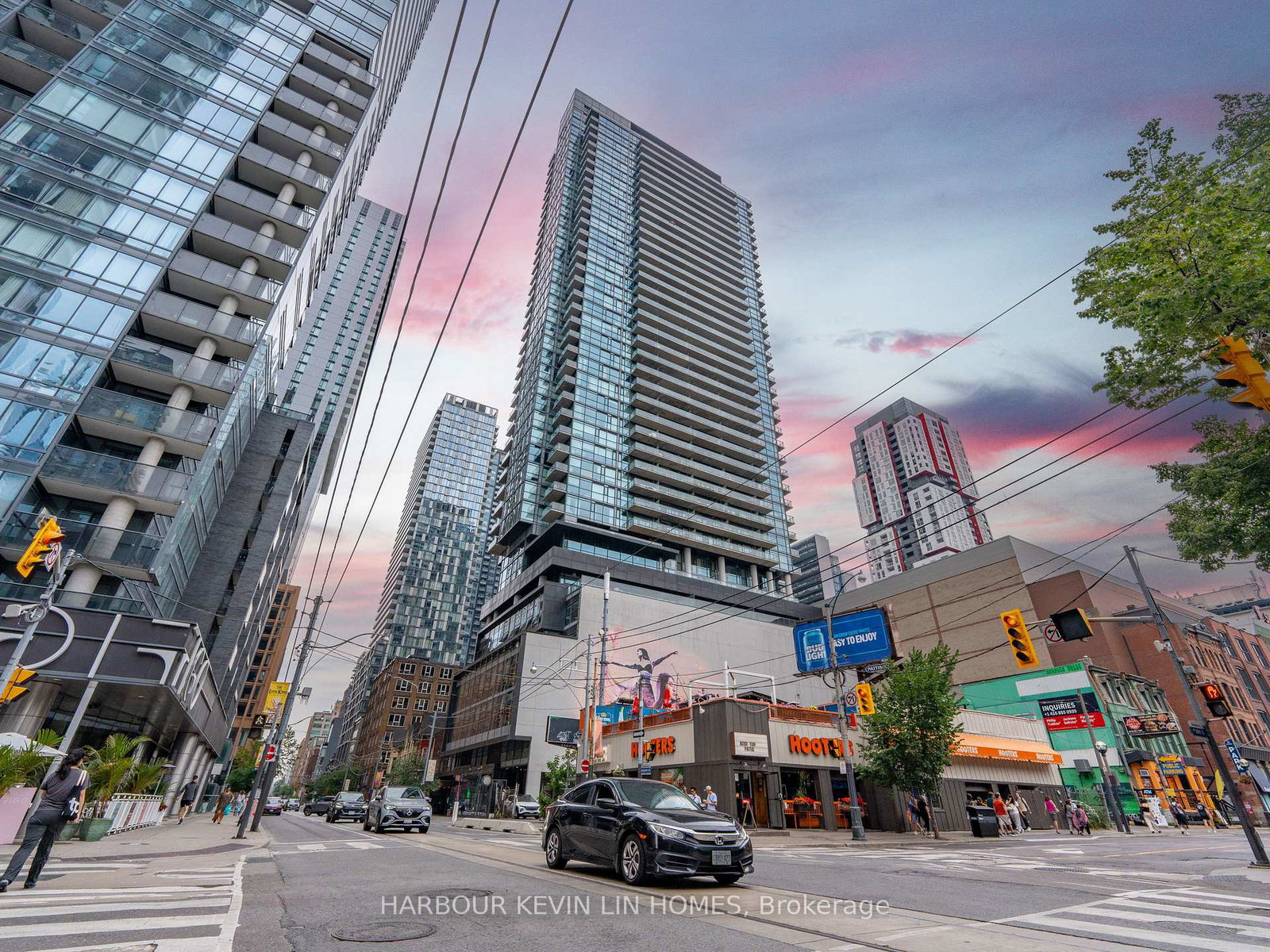 290-adelaide-street-w-w-toronto-ontario-c12276703