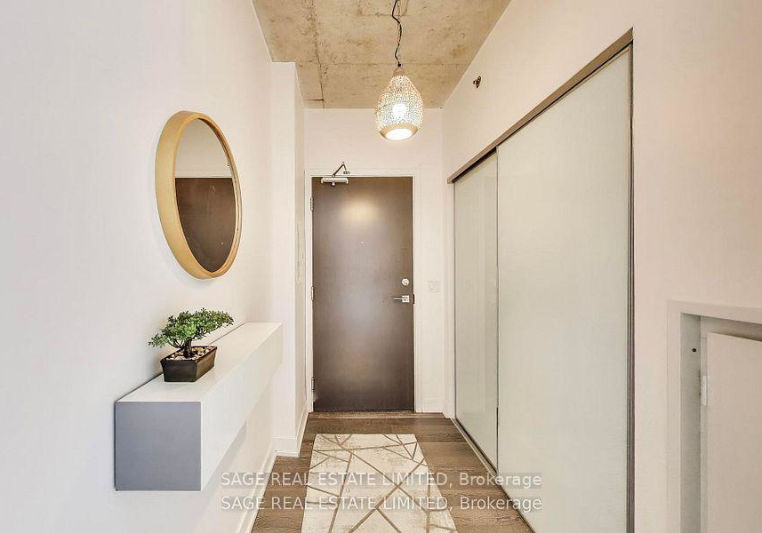 20-minowan-miikan-lane-toronto-ontario-c12276850