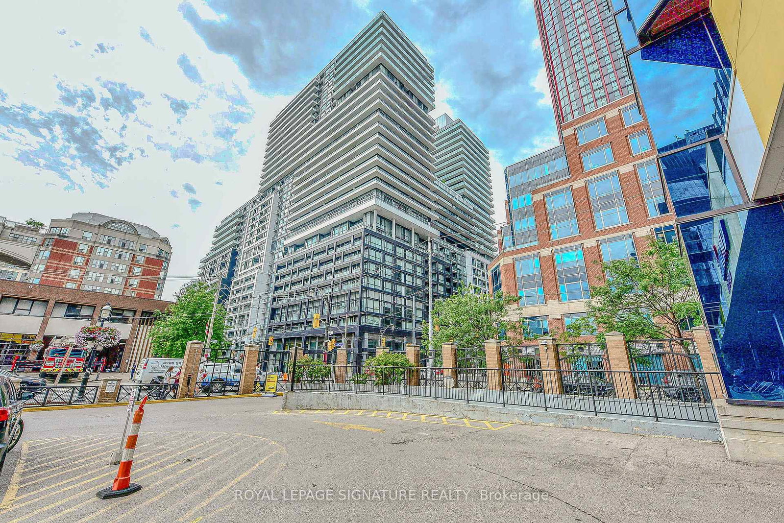 135-lower-sherbourne-street-toronto-ontario-c12277222