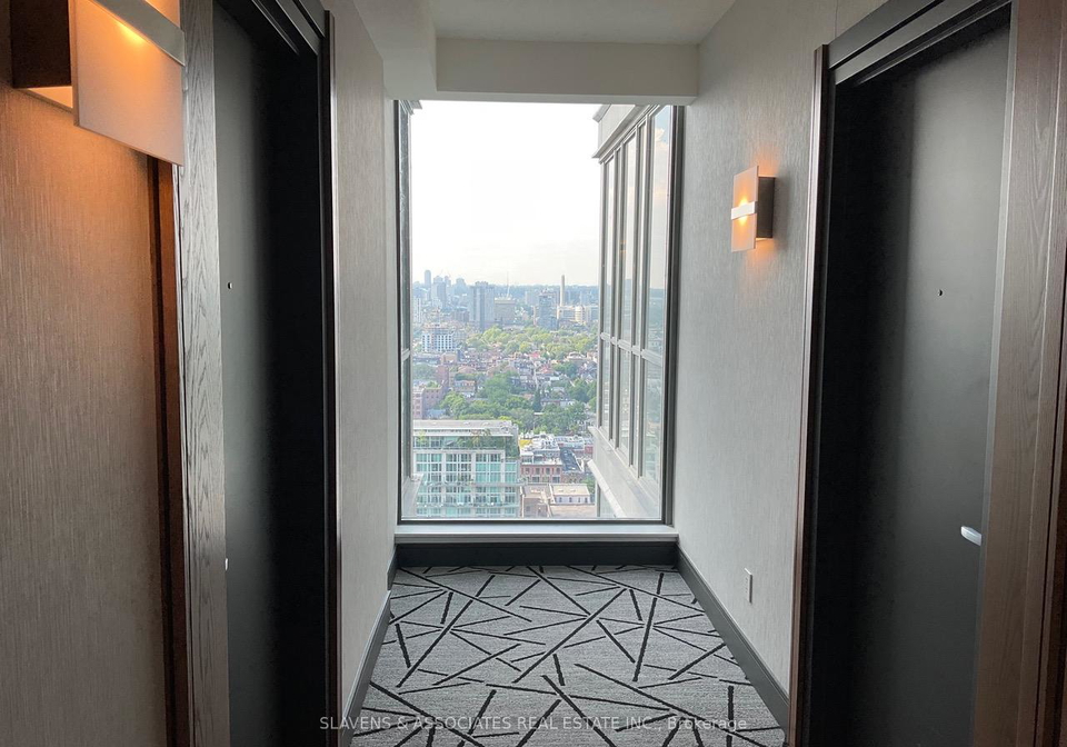 8-charlotte-street-toronto-ontario-c12277244