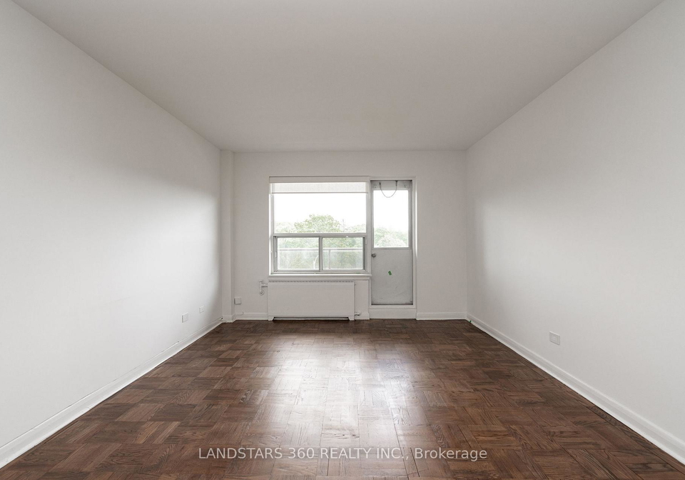 111-lawton-boulevard-toronto-ontario-c12277489