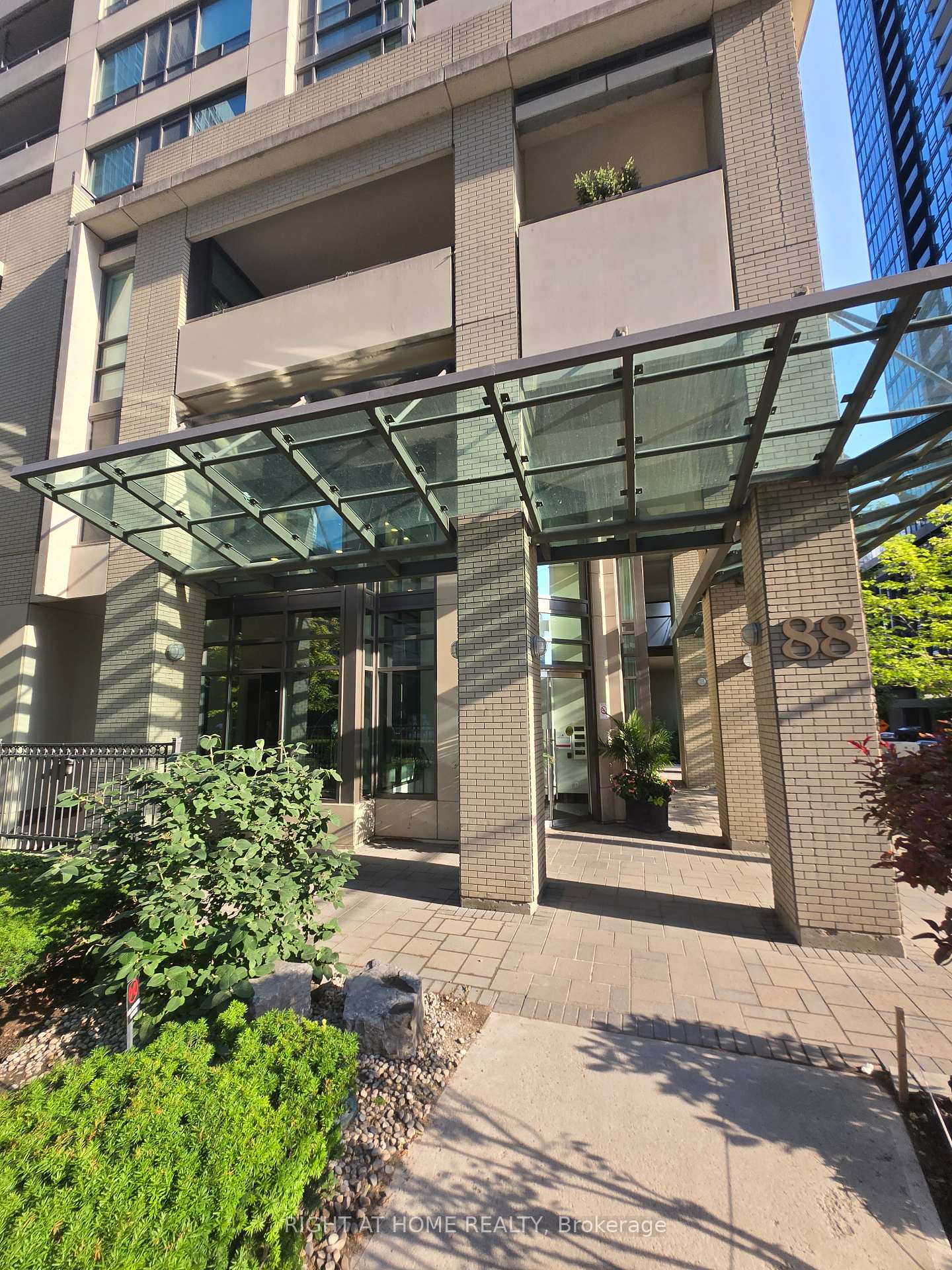 88-broadway-avenue-w-w-toronto-ontario-c12277930