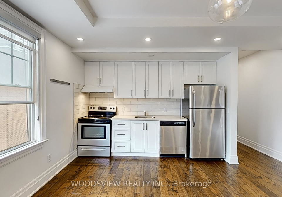 135-earl-place-toronto-ontario-c12277981
